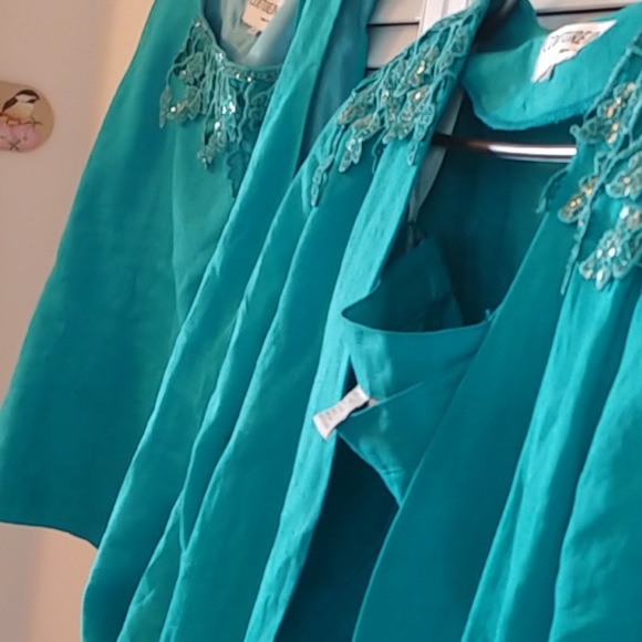 A 3 piece linen evening suit. - Picture 7 of 7